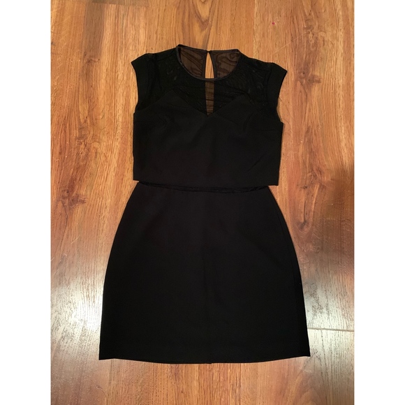 Express Mesh Dress - Picture 4 of 5